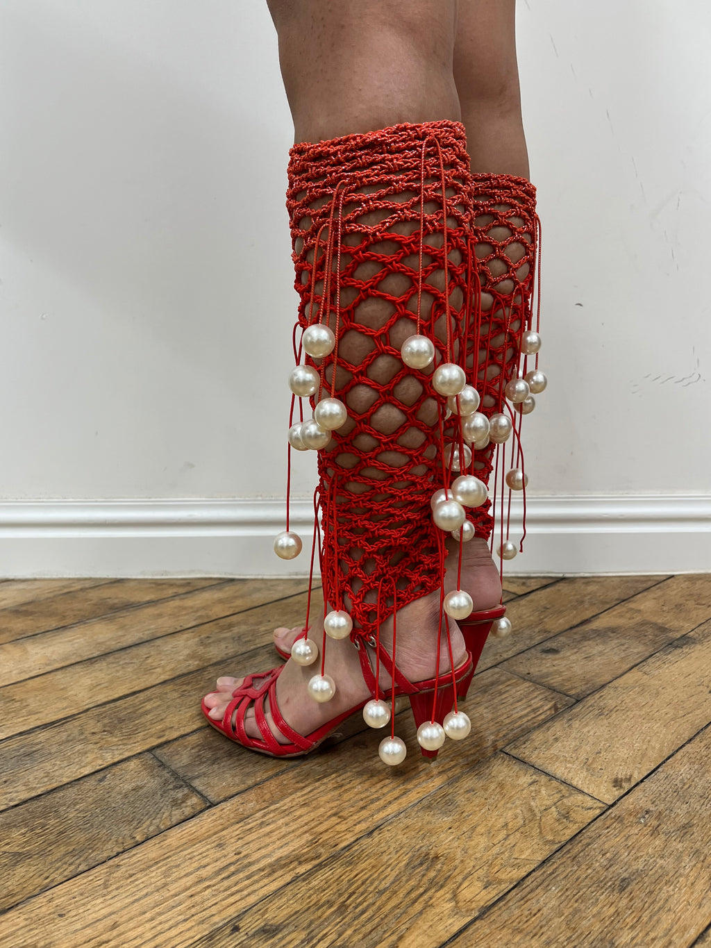 star shaped sandals with pearl hardware