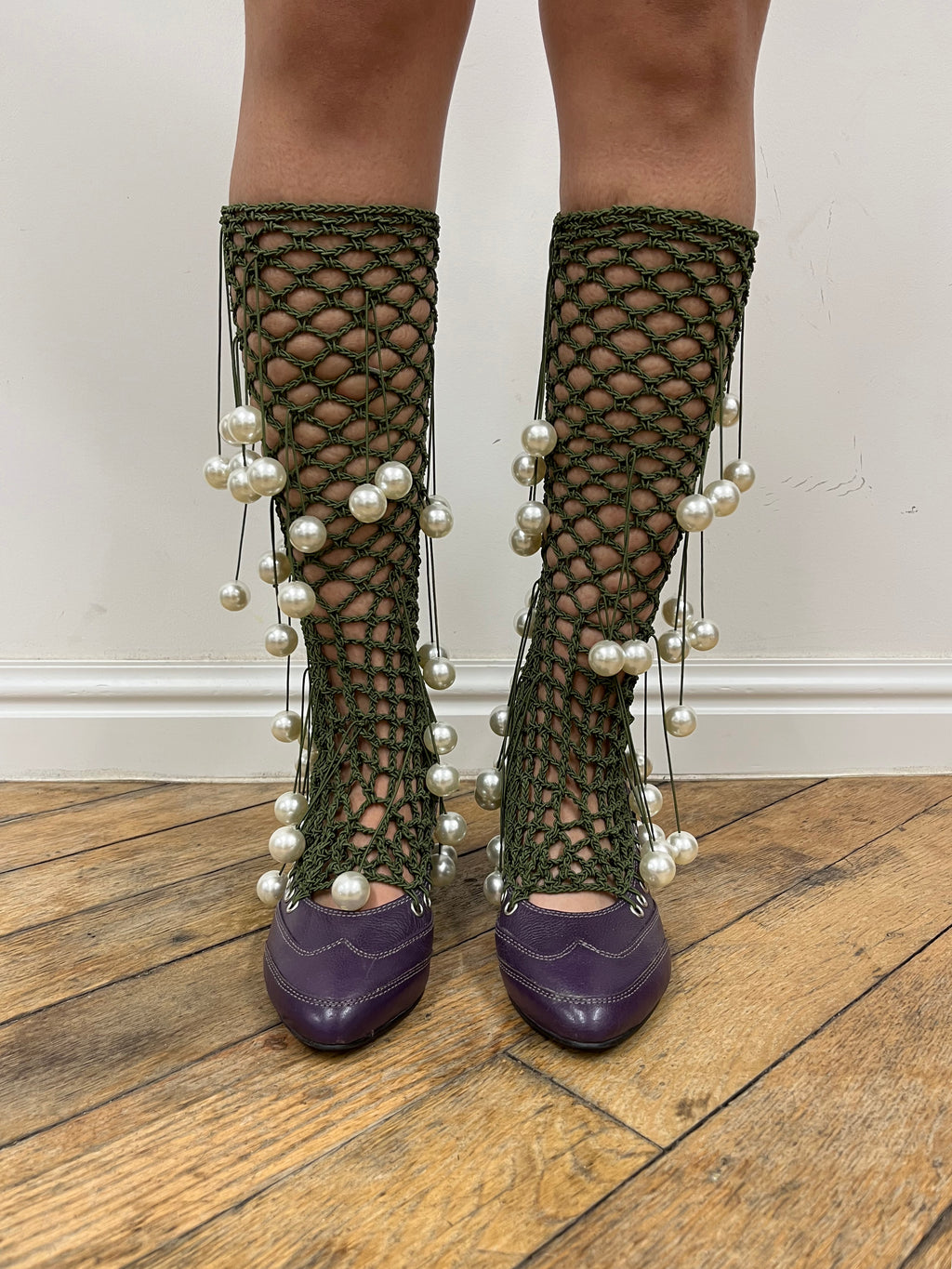 topstitch court shoes pearl hardware