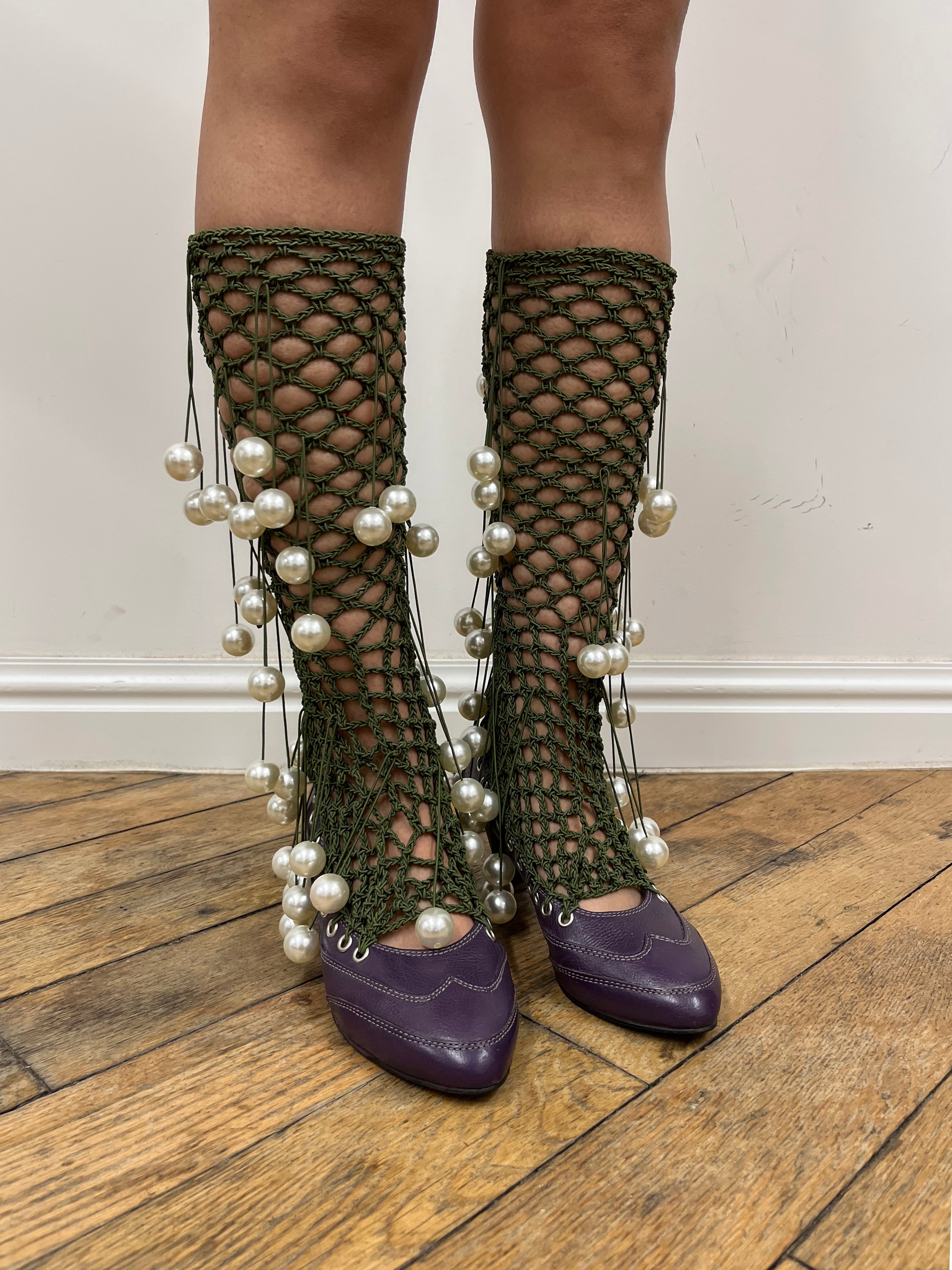 topstitch court shoes pearl hardware